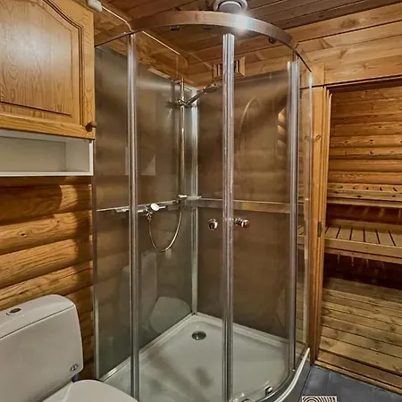 Prázdninový dům Cozy In With Sauna